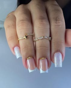 Photo Nails, Gel Nail Design, Sparkly Nails, New Year's Nails, Instagram Blog, Nail Designer, White Nails, Cute Nails, Nail Inspo