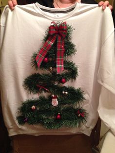 Cute Diy Christmas Sweaters, Simple Ugly Christmas Sweater Diy, Cute Ugly Christmas Sweater Diy, Diy Christmas Jumper Ideas, Ugly Christmas Sweater Diy Ideas, Ugly Sueter Christmas, Diy Christmas Sweater For Kids, Diy Ugly Christmas Sweaters Easy, Homemade Christmas Sweaters