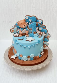 Cake For 1 Year Boy, Birthday Cake 1 Year Boy, Cake 1 Year Boy, Cake For 1st Birthday, Football Cake Design, Blue Birthday Cakes