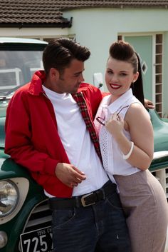 . Rockabilly Couple, Greaser Girl, Vintage Audrey Hepburn, Rockabilly Lifestyle, Rockabilly Baby, Rockabilly Music, 50s Rockabilly, Teddy Boys