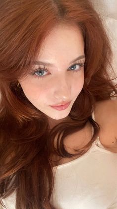 Better than the Movies by Lynn Painter Red Brown Hair, Copper Hair, Color Inspo, Hair Inspo Color, Holy Trinity, Book Girl, Looks Vintage, Ig Story, Pretty Cool