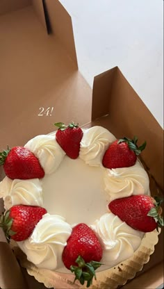 cake, birthday cake, cake aesthetic, strawberry, strawberries, strawberry shortcake, strawberry aesthetic, instagram story aesthetic Cute Cake Ideas, Instagram Story Aesthetic, Aesthetic Strawberry, Birthday Cake Cake, Strawberry Aesthetic, Cake Birthday Cake, Story Aesthetic, Cute Cake