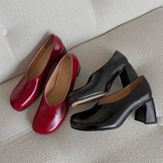 Unique Round Toe Design, Sweet Feeling. Color: Red/BlackMaterial: Cow leather Lining: Cow leather Insole: Cow leather Sole: RubberHeels: 6.5 cm/2.56"Weight: 0.30kg Each Shoes (measured size 8) Fit: Medium to Wide, Runs Normal.Origin: Made in China Production Time: About 5-7 days (Any exceptional case will email you, Please pay attention to your email left) Shipping Time: Free Shipping To most locations, delivery time is approximately 5-15 days; We have paid FedEx Option, to most locations, deliv Mori Girl Fashion, Block Heel Pumps, Oxford Boots, Leather Block Heels, Western Cowboy Boots, Flat Boots, Heel Pumps, Toe Designs, Tall Boots