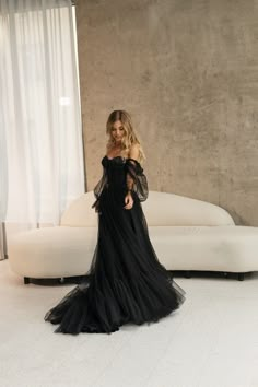 Black Tulle Wedding Dress, Long Sleeve Bridal Gown, Tulle Maxi Dress, Dark Wedding, فستان سهرة, Black Tulle, Love Black, Long Sleeve Wedding, Black Wedding Dresses