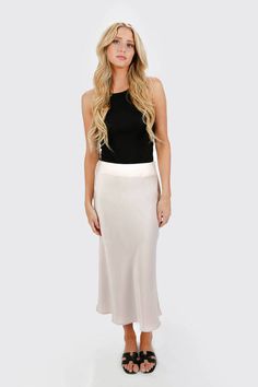 Satin Midi Skirt, Lace Camisole, Office Style, Formal Outfit, Night Looks, Office Fashion, Cocktail Party, Date Night, Midi Skirt