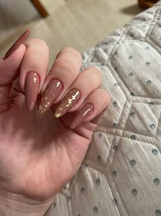 Brown Nails With Gold Flakes, Bright Nail Designs, Grunge Nails, Casual Nails, Short Square Acrylic Nails, Soft Nails, Nail Designs Glitter, Square Acrylic Nails, Minimalist Nails