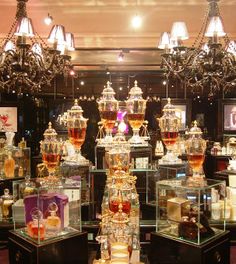 Perfume Bar, Roja Dove, Baby Party Decorations, Harrods London, Scent Bars, Perfume Store, Perfume Lover, Closet Inspiration, Luxury Homes Dream Houses