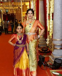 Mom Daughter Outfits, Pattu Saree Blouse Designs, Wedding Saree Blouse Designs, Mother Daughter Dress