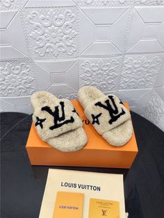 Size: 35-47 It comes with Dust box, Care manual, Tag, and Paper bag.Size Guide: Lv Sandals, Lv Slippers, Slides Slippers, Size Guide, Slides, Paper Bag, Clutch Bag, Slippers, Things To Come