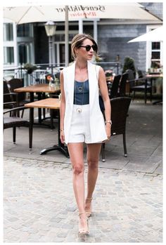 White Vest Outfit, Style Parisienne, Casual Chic Summer, Summer Work Outfits, Summer Dress Outfits