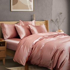 PRICES MAY VARY. 🌺[ Luxury Bed Sheet Spree ]: Six-piece set of Manyshofu duvet covers. Each includes a queen duvet cover(90"x90" - Not Comforter), a queen fitted sheet(60"x80"), 4 pillowcases(20x30"). More pillowcases are handy when you need them. This amazing bed spree is not only a good choice for your own use, but also a perfect holiday gift for your family, partner, friends and more. 🌺[ Ingenious Production ]: Satin duvet cover set is made from top-spec satin fabrics that are as soft as si Mauve Bedroom Decor, Rose Gold Room, Rose Gold Comforter Set, Rose Bed Set, Pink Silk Bedding, Rose Gold Duvet Cover, Pink Silk Sheets Aesthetic, Mauve Satin Bedding, Silk Bedding Set Pink