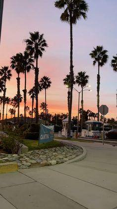 california sunset Cali Vibes, California Pictures, California Aesthetic, Cali Life, Los Angeles Beaches, California Sunset, Malibu California, California Love, California Dreamin'