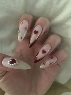 Paznokcie Hello Kitty, Heart Nail Designs, Red Nail Art, Goth Nails, Red Nail, Heart Nails