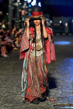 Erykah Badu on Walking Her First Runway for Vogue World | Vogue Erykah Badu Outfits, Haute Couture Looks, Eclectic Fashion, Fall 2022, Fashion Show Collection, Outfits Aesthetic