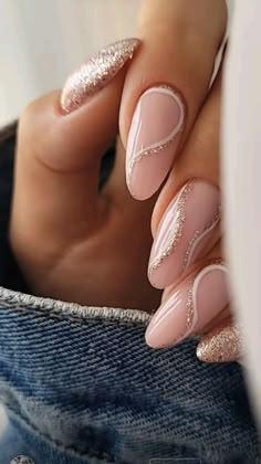 Unghie Sfumate, Gold Nail, Her Nails, Classy Acrylic Nails, Neutral Nails, Classy Nails, Pretty Acrylic Nails, Chic Nails, Short Acrylic Nails