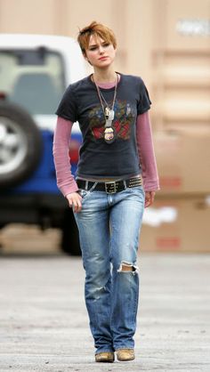 Keira Knightley Domino, Salt Rock, Model Outfits, Punk Outfits