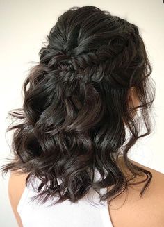 Half Up Half Down Short Hair, Half Up Curls, Bridemaids Hairstyles, Prom Hair Medium, Half Up Wedding Hair, Bridesmaid Hair Medium Length, Half Up Half Down Hair Prom, Bridesmaid Hairstyles Half Up Half Down, Teased Hair