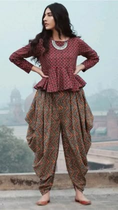 Sarouel Pants, डिजाइनर कपड़े, Saree Bollywood, Dhoti Pants, Diwali Rangoli, Salwar Kamiz, Trendy Dress Outfits, Indian Gowns