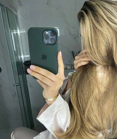 Nyc Cap, Replica Perfume, Dior Lipgloss, Lip Gloss Shades, Blond Girl, Silky Smooth Hair, Stylish Iphone Cases, Brazilian Blowout, Luscious Hair