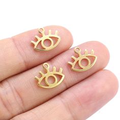 ► Size: 12.7x10.8x1mm ► Hole size: 1.2mm  ✿ Material: Raw Brass ✿ Craft:  Laser cut / Mould pressed / Brass casting, High polish to shine and smooth ✿ Color: Raw Brass ( May oxidize after use for a while, better to coating them or plating them for use) ✿ Highlights: Hypoallergenic material, Nickel free, lead free, cadmium free.  is a standard level, not means , please order few samples and test before use on your plans. ❤ View more  please click: https://www.etsy.com/shop/BestFinding?search_quer Turkish Eye, Brass Hoop Earrings, Evil Eye Earrings, Brass Hoops, Earring Charms, Bracelet Charms, Brass Charms, Eye Earrings, Earring Findings