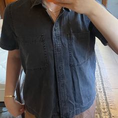 Never Worn, Small Short Sleeve Button Up Shirt Outfit, Button Up Shirt Outfit, Madewell Shirts, Boxy Shirt, Madewell Top, Short Sleeve Button Up, Button Up Shirt, Shirt Outfit, Madewell