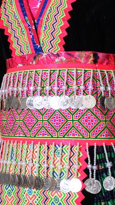 Options below are by hlab width Handmade pajntaub patterns A slightly round waist part for an easy wear around your outfit Hmong Hat, Hmoob Paj Ntaub, Hmong Wedding, Womens Ties, Hmong Fashion, Collar Shirts Women, Hmong Embroidery, Traditional Skirts, Hmong Clothes