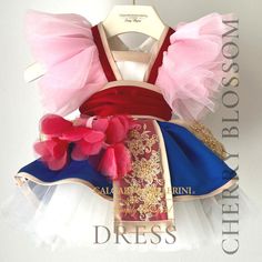 Blossom Costume, Mulan Birthday, Blossom Costumes, Chinese Celebrations, Chinese New Year Outfit, New Year Outfit, Fantasia Disney, Princess Inspired, Birthday Dress