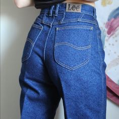 Vintage Dead Stock Lee 70’s High Waisted Dark Denim Jeans In Amazing Condition, New With Tags! It Says A Size 10 Medium But Run A Bit Small. I Will Upload Measurements Soon. Vintage Lee Jeans Outfit, Vintage Lee Jeans, Balloon Pants, Dark Denim Jeans, Lee Jeans, Jean Outfits, Colored Jeans