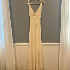 Nicole Miller Long Silk Dress With Back Cowl And Lace Insert. Brand New With Tags! Perfect Condition. Just Needs To Be Steamed :) Back Cowl Dress, Long Silk Dress, Cowl Dress, Silk Dress Long, Lace Insert, Nicole Miller, Silk Dress, Fashion Inspo, Size 2