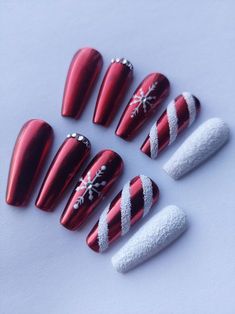 Christmas Manicure, Holiday Nail Designs, Spring Nail Designs, Sweater Nails, Holiday Nail, With Nails, Holiday Nail Art