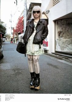 Fashion In Japan, Harajuku Street Style, Japan Magazine, Japanese Magazine, Alt Girls, Japanese Street Fashion, J Fashion, Alternative Outfits, Harajuku Fashion