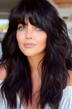 34 Long Shag Hairstyles That Embrace Boho Beauty - The Hairstyle Edit Long Layered Shag, Boho Hairstyles For Long Hair, Shaggy Cut, Layered Shag, Layered Thick Hair, Long Shag Hairstyles, Long Shag, Hair Issues, Linda Ronstadt