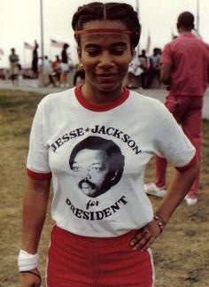 Jamel Shabazz, 1980s. Nyc Street Fashion, History Shirts, Jesse Jackson, 80s Hip Hop, African American Culture, Nyc Street Style, Nyc Street