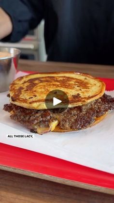 Crust Burger, Tiktok Sandwich, Sean Brock, Hamburger Dishes, Perfect Sandwich, Veal Recipes, Hamburger Recipes, Smash Burger, American Cheese