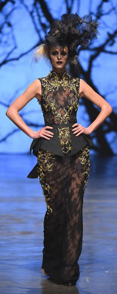 Amato by Furne One Fall-winter 2015-2016 - Ready-to-Wear - http://www.orientpalms.com/amato-by-furne-one-5589 2015 Trends, Alt Fashion, Bridal Wear, Winter Collection, Modern Woman, Runway Fashion, The Fashion