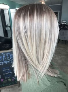 Clairol Hair Color, Clairol Hair, Ash Blonde Ombre, Beige Hair, Ash Blonde Balayage, Soft Blonde, Ombre Hair Blonde, Ash Blonde Hair, Shimmer Lights