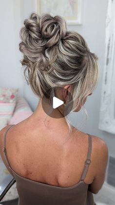 Updos For Medium Length Hair Tutorial, High Updo Wedding, High Bun Wedding Hairstyles, Messy Bun For Short Hair, High Bun Hair, Easy Bun Hairstyles For Long Hair, High Updo, Jess Glynne, Yorkshire Wedding