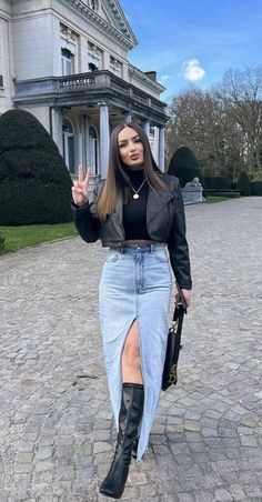 Denim Skirt Chic Outfit, Midi Denim Skirt Fall Outfit, Split Maxi Skirt Outfit, Red Dress With White Boots, Skirt Jeans Outfit Winter, Fall Leather Outfits, Stylish Skirt Outfits, Fall Chic Outfits 2023, What To Wear When You Don’t Know What To Wear