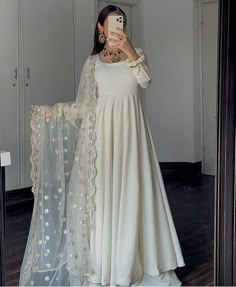 Buy New Designer White Georgette Anarkali Dress With Heavy Golden Online in India - Etsy Eid Outfit Ideas, Simple Frocks, Beautiful Pakistani Dresses, Fancy Dresses Long