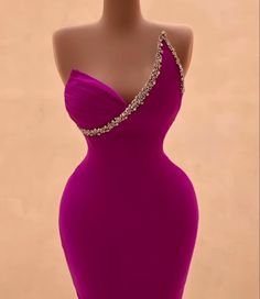 Dinner Gown Ideas, Dinner Dress Evening, Dinner Gowns, Classy Gowns, Chic Dress Classy, Lace Dress Styles, Classy Prom Dresses, Elegant Dresses Classy