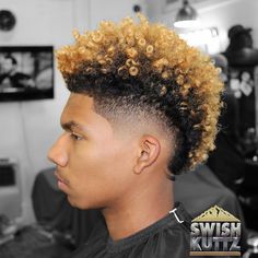 @swishkuttz Ftm Hairstyles, Curly Hairstyles Dyed, Burst Taper, Hairstyles Dyed, Male Curly Hairstyles, Hair Tips For Men, Curly Mohawk Hairstyles, Boys Haircut Styles