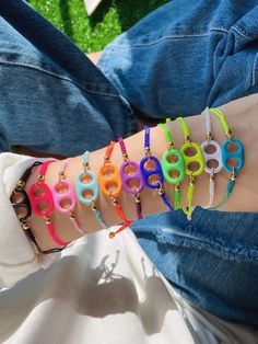 ------ 2022 Fashion Colorful Coffee Bean Connector Beads Bracelets Colorful Braiding Braided Nylon Adjustable Friendship Bracelet 1.Name Bracelet 2.Bracelet Size>> :17-18cm Adjustable 3.Condition:1mm=0.0393inch or 1inch=25.4mm 4.Material Metal Copper,Enamel,Rope 5.ColorAs shown in figure (Mix Color) 7.Unit Quantity10pcs/LOT 8. Product Condition>> :New If you any questions regarding our products, bulk discount, and issue please send us a message Our Storefront Page is https://www.etsy.com/shop/Pu Carcase Iphone, Soda Tab Crafts, Pop Tab Crafts, Profitable Crafts, قلادات متدلية, Bracelet Rope, Soda Tabs, Monster Crafts, Pig Nose