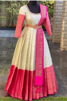 Long Anarkali Gown, Jacquard Gown, Indian Wedding Gowns, Long Frock Designs, Gown With Dupatta, Frock Designs, Long Gown Design, Lehenga Designs Simple, Lehenga Blouse Designs