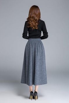 grey skirt, wool skirt, button skirt, midi skirt 1676 Fall Gray Skirt With Pockets, Gray Flared Skirt For Fall, Spring Long Wool Skirt, Gray Long Skirt For Winter, Relaxed Gray Skirt For Winter, Gray Maxi Skirt For Winter, Gray Skirt For Fall, Elegant Gray Skirt With Pockets, Lined Gray Skirt For Fall