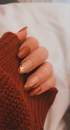 Get inspired with gorgeous fall nail designs that are perfect for both fall and winter seasons. Try these cozy colors and trendy patterns! #fallnails #winternaildesigns #fallnailtrends #winternails2024 Wedding Nails For Bride Terracotta, Wedding Nails Bridesmaid Terracotta, Terracota Nails Acrylic, Gel Nails Terracotta, Brick Red Nails Design, Bridal Fall Nails, Burnt Orange Wedding Nails For Bride, Bridesmaid Nails Terracotta, Autumn Nail Ideas 2024