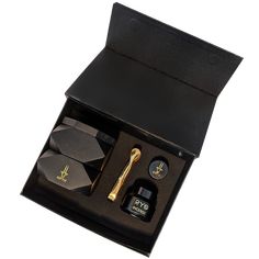 Essentials Gift Set Gift Sets Target, Luxury Silver Gift Sets, Luxury Box Bag With Multiple Compartments For Gift, Gucci Gift Set For Men, Matte Black Gifts, Luxury Men's Self Design Sets, Amazon Gift Sets, Luxury Gifts For Men Target, Unique Christmas Gift