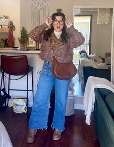 Fall Winter Outfits Midsize, Flannel Plus Size Outfits, Carrie Dayton Outfits, Midsize Disney Outfits, Penelope Garcia Outfits, Large Hips Outfit, Middle Size Outfits, Plus Size 70s Outfits, Whimsical Winter Outfit