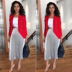 Silver Pleated Skirt, Rok Outfit, Church Fashion, Corporate Attire, Photography Instagram, Casual Work Outfits