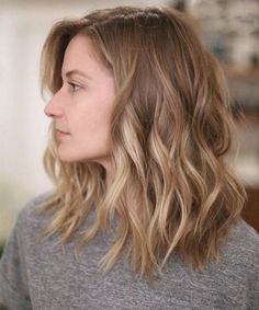 Credit Shoulder Length Bob Haircut, Brown Hair Looks, Wavy Hairstyles Medium, Hailey Baldwin, Hair Tutorials, Shoulder Length Hair