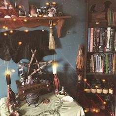 Alter Ideas, Witchcraft Aesthetic, Witch Altar, Witchy Room